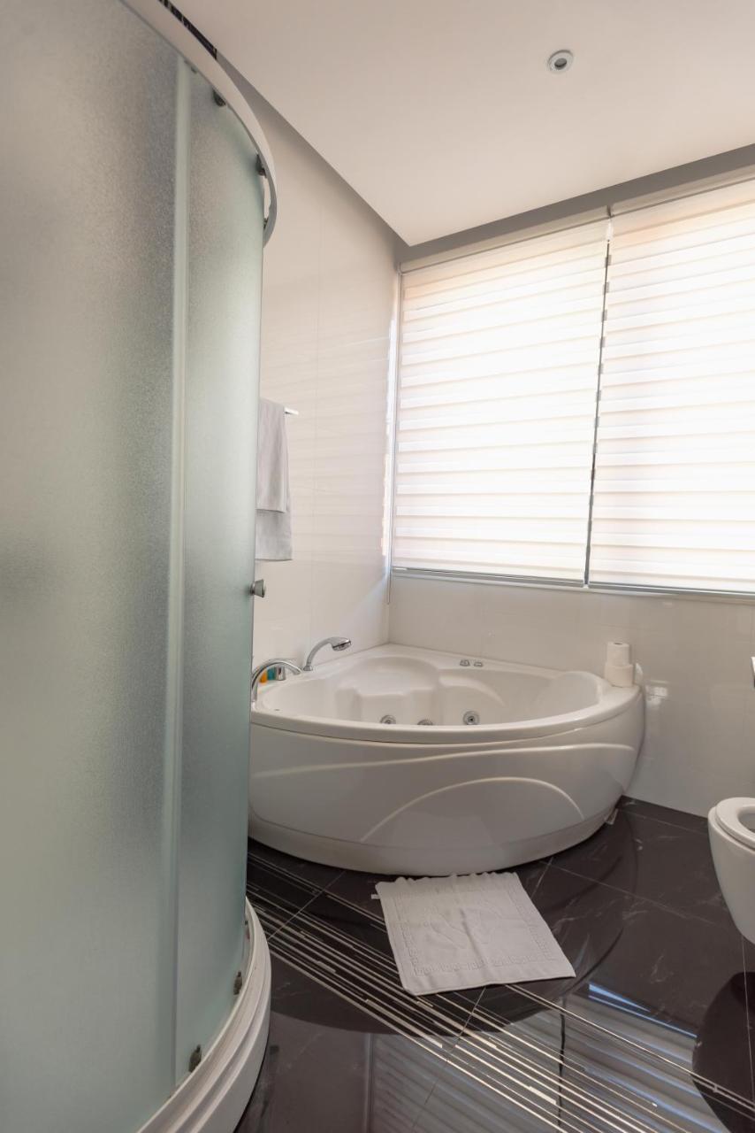 Hotel Stobex Лозница Екстериор снимка