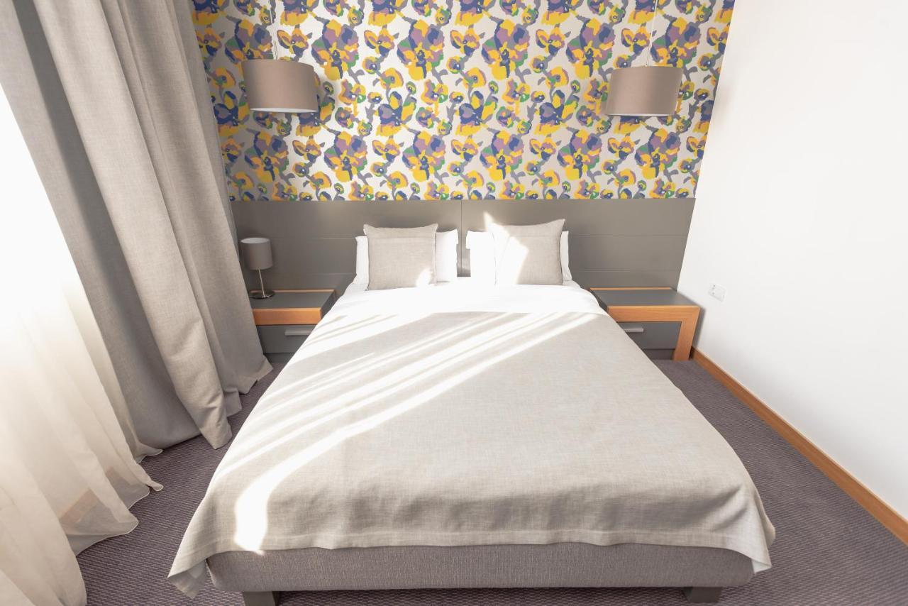 Hotel Stobex Лозница Екстериор снимка