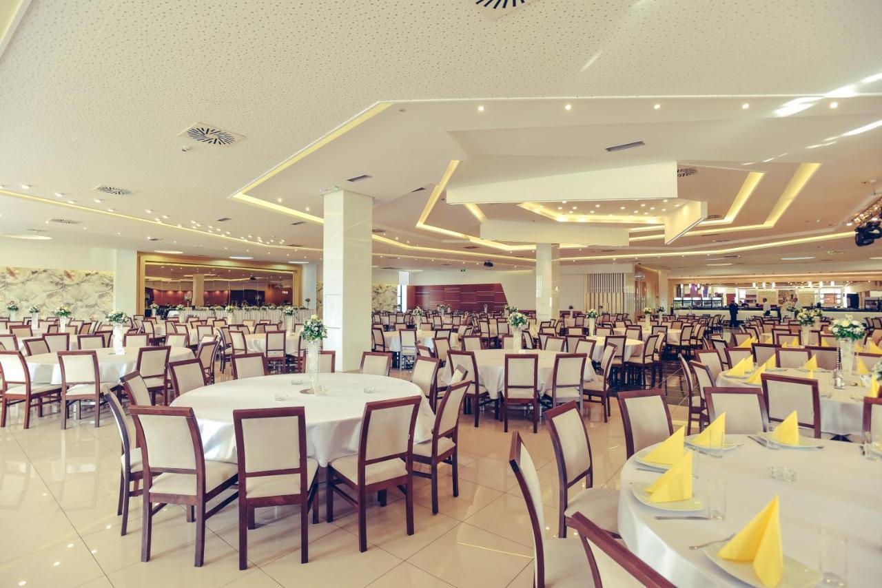Hotel Stobex Лозница Екстериор снимка