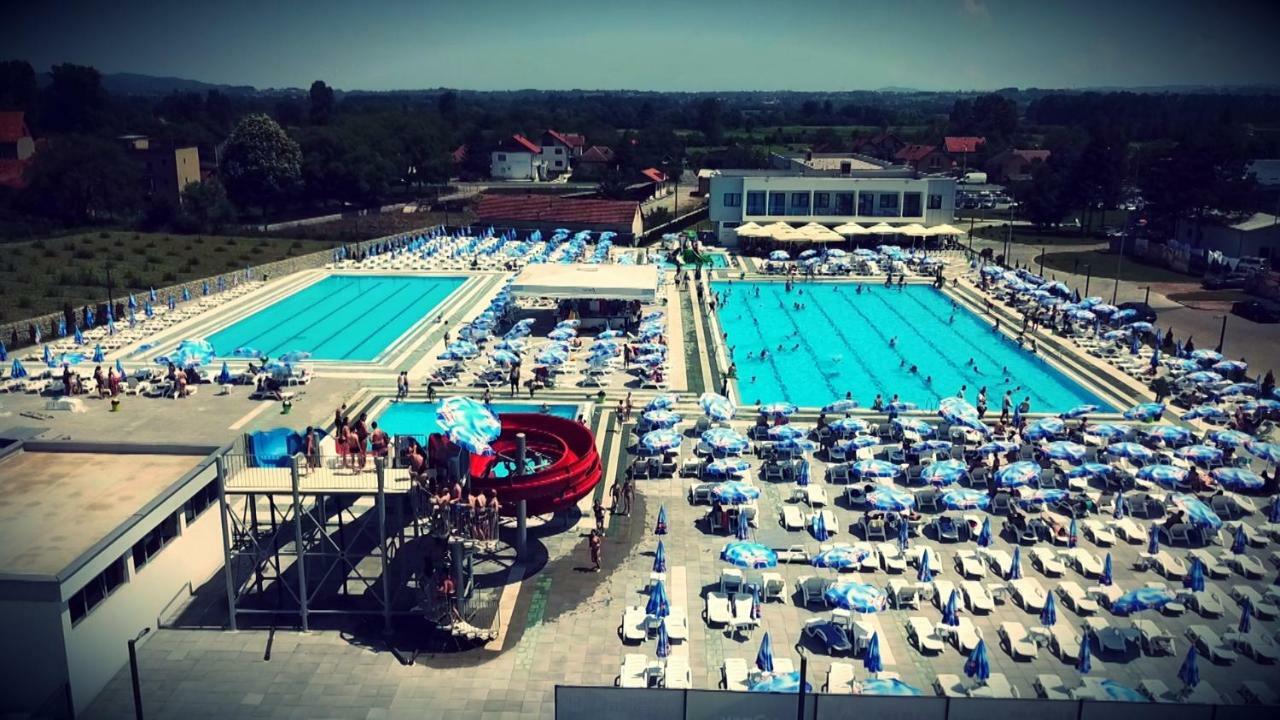 Hotel Stobex Лозница Екстериор снимка